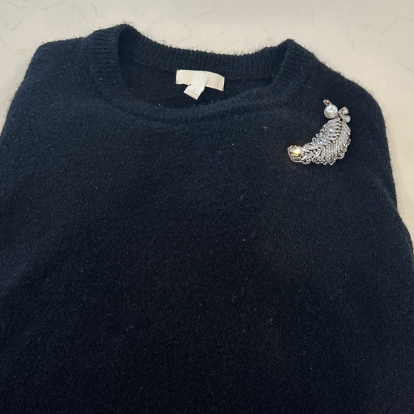 H&M Black Sweater with Elegant Feather Crystal Accent - Picture 6 of 7